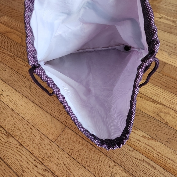 thirty-one Breast Cancer Survivor String Bag - Picture 6 of 8